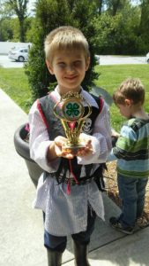 Cover photo for Learning Public Speaking Skills in 4-H Benefits Young People Throughout Their Lives
