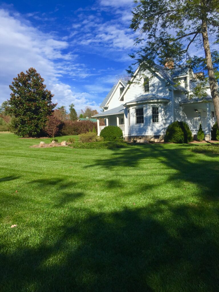 fescue Flat Rock Town Hall